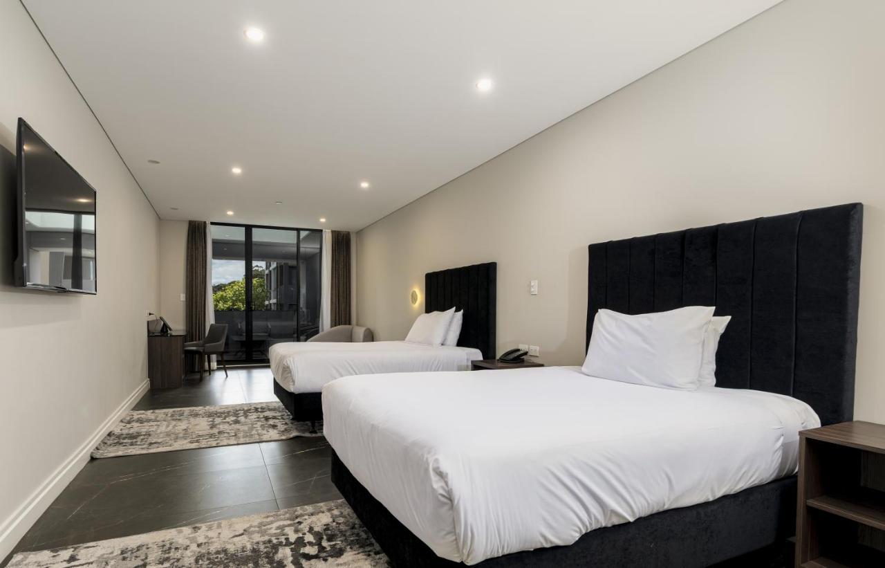 Crowne Plaza Sydney Burwood By Ihg Hotel Exterior photo